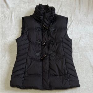 Black Quilted Puffer Vest Toggle Buttons Cabincore Gorpcore Outerwear Layering